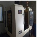 []出售两台东刚精机CNC数控铣床和空压机，钻孔机，投影机等附件设备